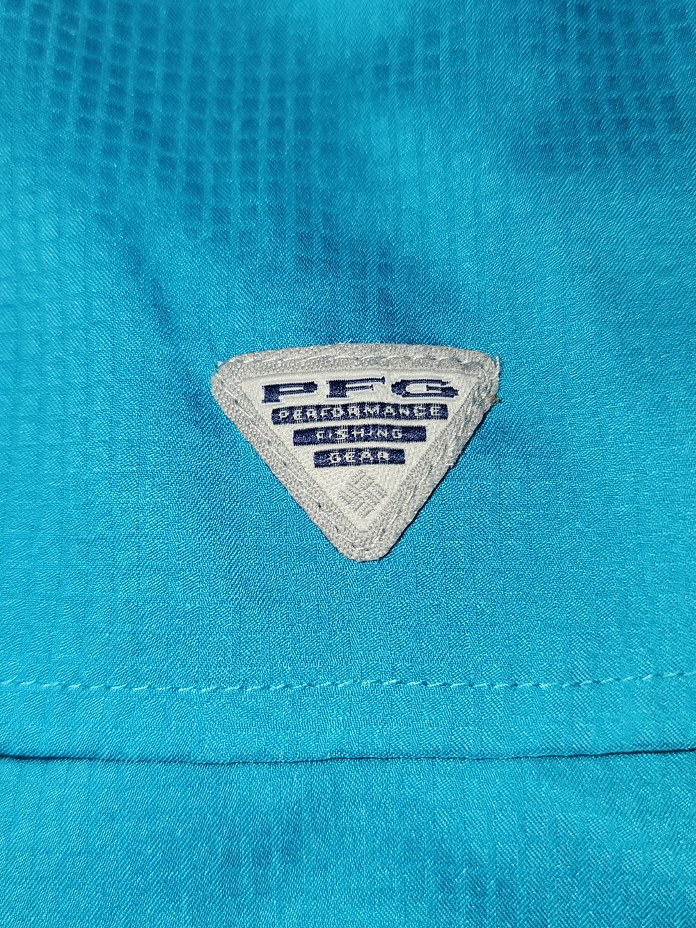 Columbia Sleeveless Button-Down Shirt in Bright Turquoise - Picture 5 of 11